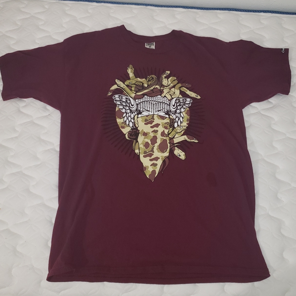 Crook and Castles| T-shirt